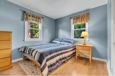 34 Baldwin Ave, South Bound Brook Boro, NJ 08880 - Photo 17