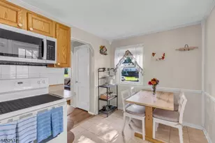 34 Baldwin Ave, South Bound Brook Boro, NJ 08880 - Photo 11