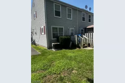 577 Christopher St, Orange, NJ 07050 - Photo 5