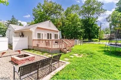 1528 Washington Ave, Pompton Lakes, NJ 07442 - Photo 21
