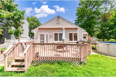 1528 Washington Ave, Pompton Lakes, NJ 07442 - Photo 23
