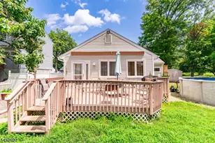 1528 Washington Ave, Pompton Lakes, NJ 07442 - Photo 23