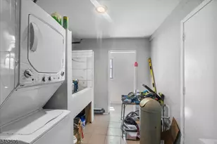 930 W 5th St, Plainfield, NJ 07063 - Photo 27