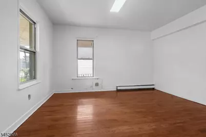930 W 5th St, Plainfield, NJ 07063 - Photo 5