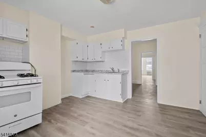 33-35 Delaware St, Elizabeth, NJ 07206 - Photo 5