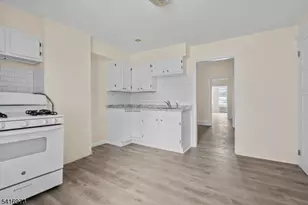 33-35 Delaware St, Elizabeth, NJ 07206 - Photo 5