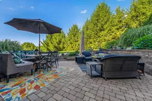 126 Albert Dr, Union Township, NJ 08809 - Photo 9