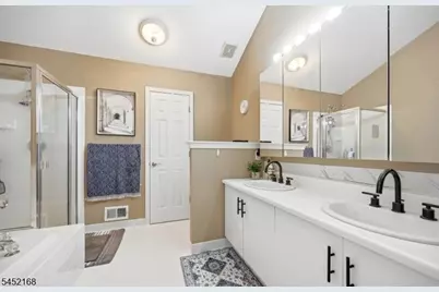 18 Clark Ct, Bernards Township, NJ 07920 - Photo 15