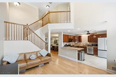 18 Clark Ct, Bernards Township, NJ 07920 - Photo 3