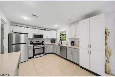 21 Struble Ln, Rockaway Township, NJ 07866 - Photo 13