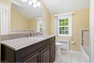 43 Oakland Ave, West Caldwell, NJ 07006 - Photo 15