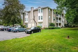85 Lindsey Ct, Franklin Township, NJ 08823 - Photo 17