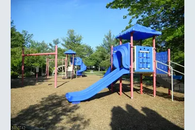 85 Lindsey Ct, Franklin Township, NJ 08823 - Photo 27