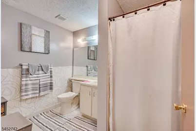 85 Lindsey Ct, Franklin Township, NJ 08823 - Photo 13
