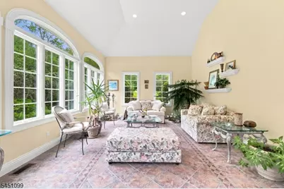 22 Ascot Dr, Washington Township, NJ 07853 - Photo 19