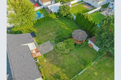 343 Delawanna Ave, Clifton, NJ 07014 - Photo 17