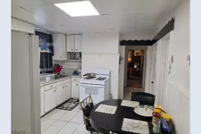 786 S 12th St, Newark, NJ 07108 - Photo 17