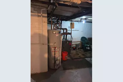 786 S 12th St, Newark, NJ 07108 - Photo 33