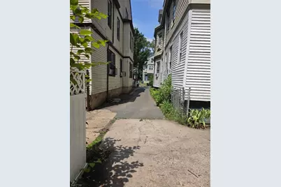 786 S 12th St, Newark, NJ 07108 - Photo 35