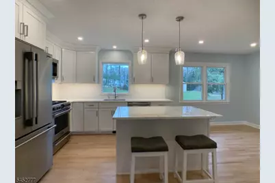 437 Patton Pl, Wyckoff Township, NJ 07481 - Photo 11