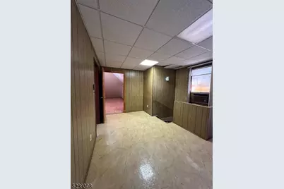 156 Franklin Ave, Nutley, NJ 07110 - Photo 17