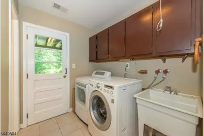 19 Hermanne Dr, Mount Olive, NJ 07836 - Photo 27