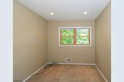 19 Hermanne Dr, Mount Olive, NJ 07836 - Photo 19