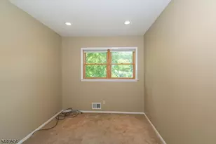 19 Hermanne Dr, Mount Olive, NJ 07836 - Photo 19