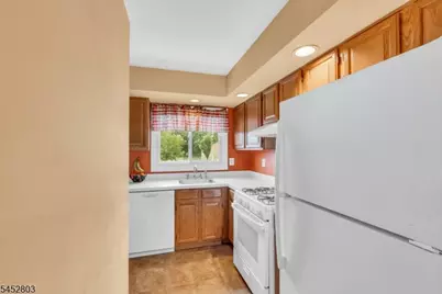 2 Victory Ct, Victory Gardens, NJ 07801 - Photo 3