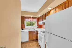 2 Victory Ct, Victory Gardens, NJ 07801 - Photo 3