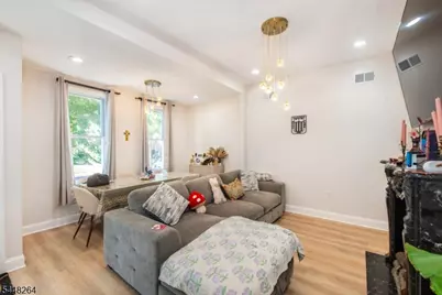 26 Dankoff Ave, Wallington, NJ 07057 - Photo 3