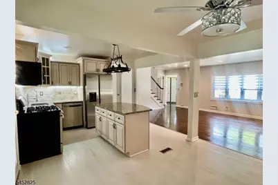 36-18 Northern Dr, Fair Lawn, NJ 07410 - Photo 3