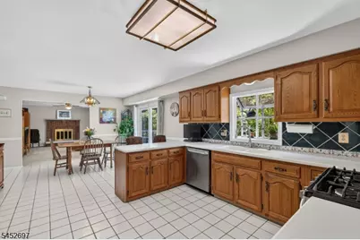 19 Kilmer Dr, Hillsborough Township, NJ 08844 - Photo 13