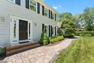 19 Kilmer Dr, Hillsborough Township, NJ 08844 - Photo 3