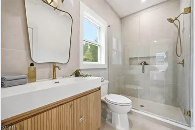 35 Sycamore Ave, Livingston, NJ 07039 - Photo 25