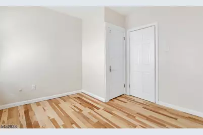 21 Sherman Ct, Bloomfield, NJ 07003 - Photo 5