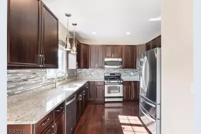 10 Willocks Cir, Franklin Township, NJ 08873 - Photo 5