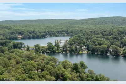 358 Lakeview Ave, Ringwood, NJ 07456 - Photo 39
