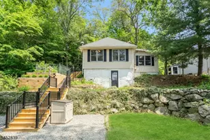 358 Lakeview Ave, Ringwood, NJ 07456 - Photo 35