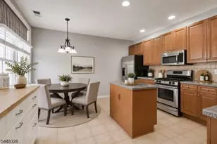 313 Edmonton Ct, Livingston, NJ 07039 - Photo 5