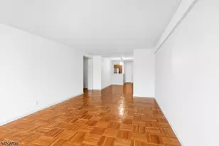 208 Anderson St, Hackensack, NJ 07601 - Photo 21