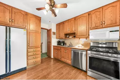 3 Jean St, Vernon, NJ 07462 - Photo 9