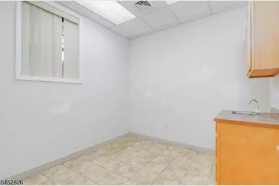 303 Belmont Ave, Belleville, NJ 07109 - Photo 19