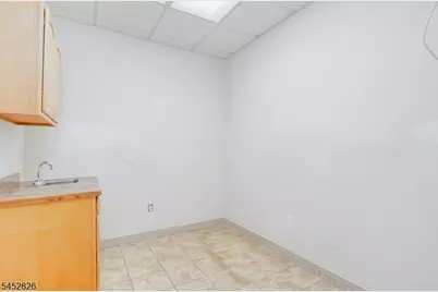 303 Belmont Ave, Belleville, NJ 07109 - Photo 17