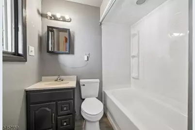 26 Grandview Ave, Oakland, NJ 07436 - Photo 13