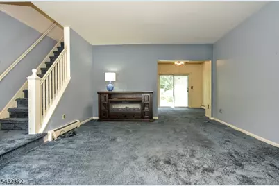 224 Romain Ave, Pompton Lakes, NJ 07442 - Photo 9