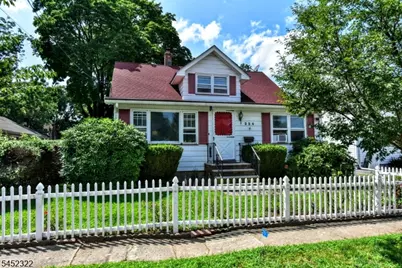 224 Romain Ave, Pompton Lakes, NJ 07442 - Photo 3