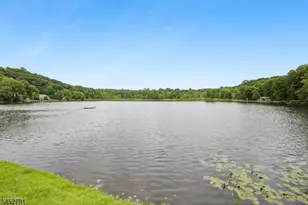 89 Tomahawk Trail, Sparta Township, NJ 07871 - Photo 7