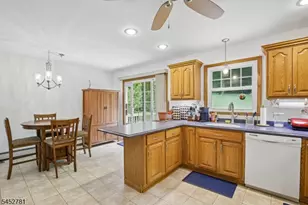 89 Tomahawk Trail, Sparta Township, NJ 07871 - Photo 17