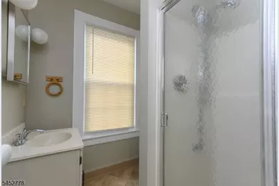 11 Montague Pl #2, Montclair, NJ 07042 - Photo 19
